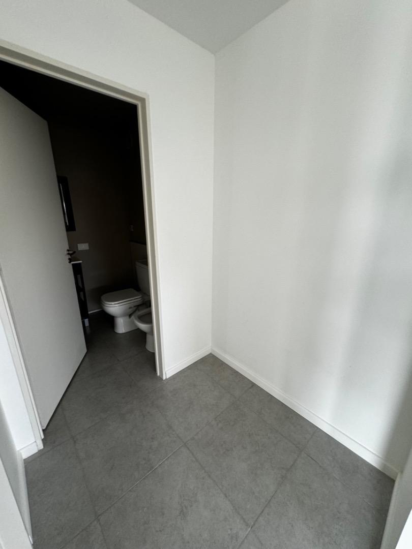 Departamento en Venta en Pilar, USD 70.000