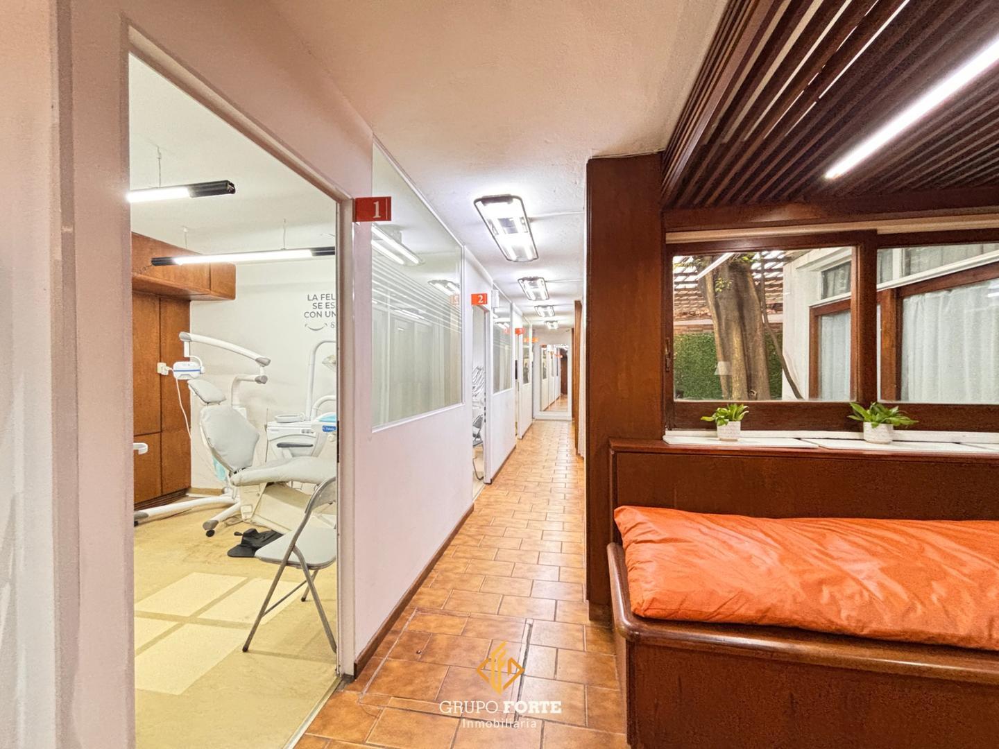 Local en Venta 40 años