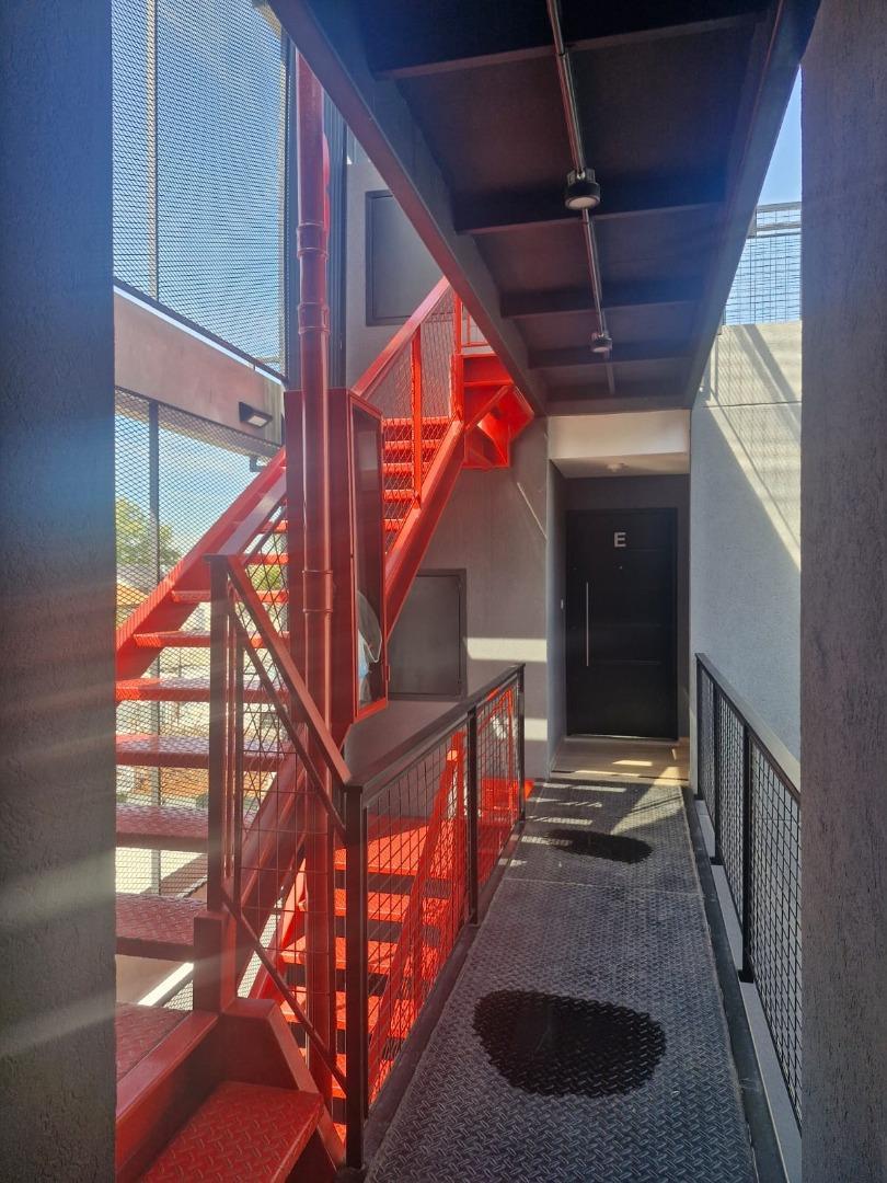 Departamento en Alquiler con 1 cochera