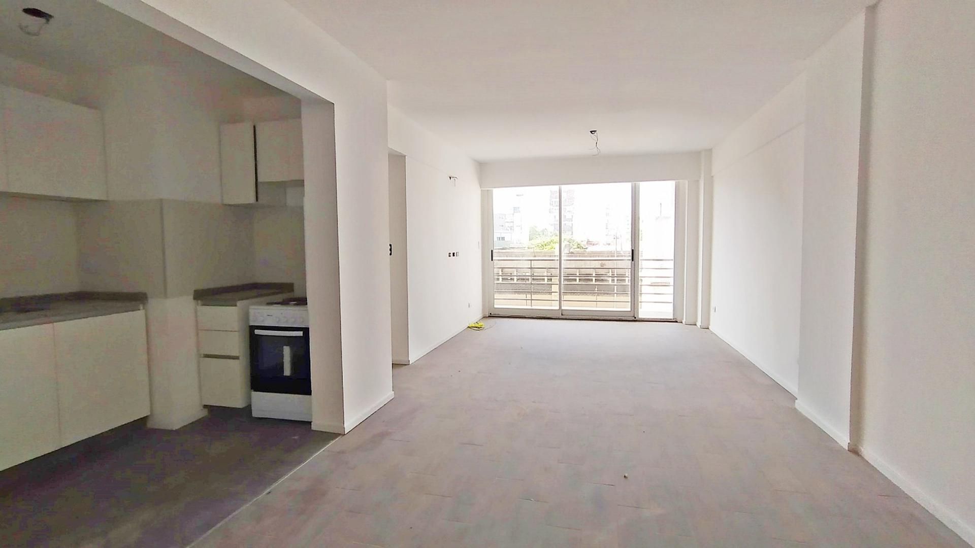 A estrenar,80 mts , cfte abierto, coch.,sol, Ampl.balcon !