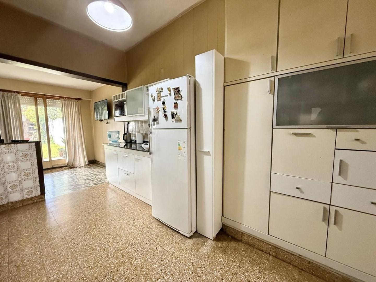 Chalet 3 ambientes en excelente ubicación.