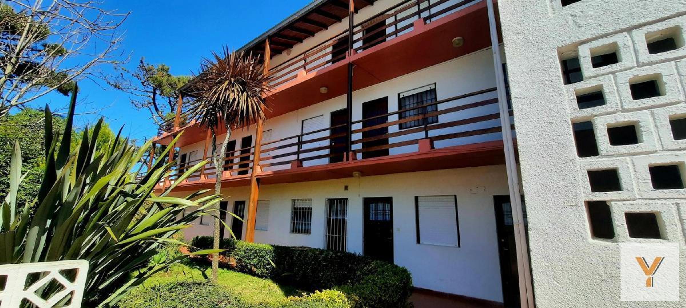 Paseo 132 e/ Avenida 3 y Avenida 2