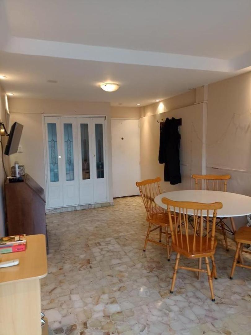 Valentin Gomez  2600