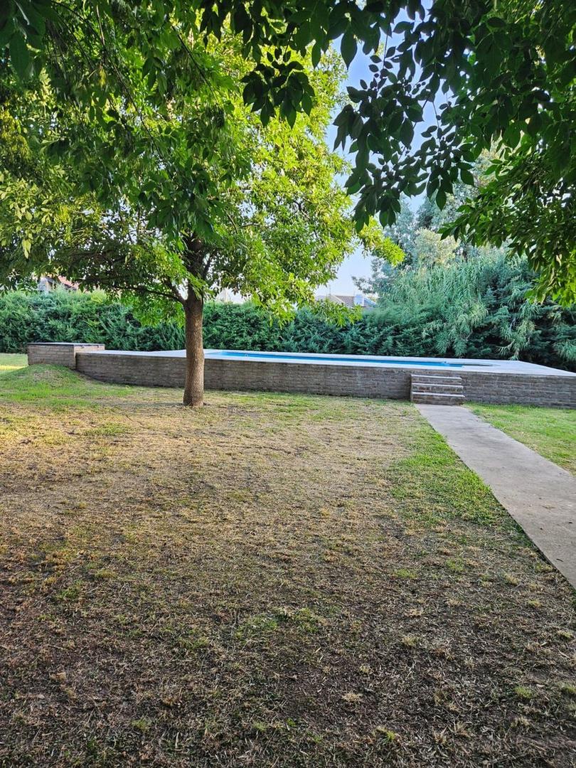 Oport. 4 lotes + Casa c/pileta. GRAL RODRIGUEZ