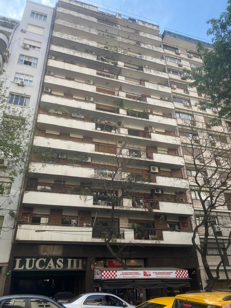 Cuatro ambientes c/depcias, luz y vista a pulmón verde