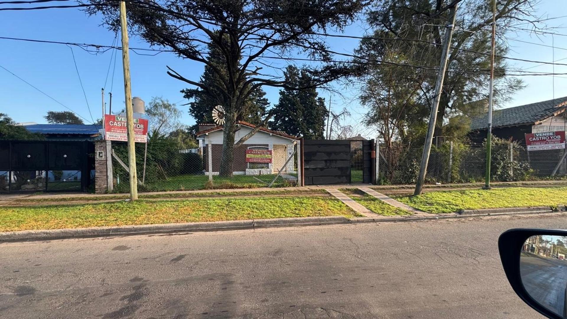 Hermoso chalet sobre lote de 840m2 - Ideal inversores