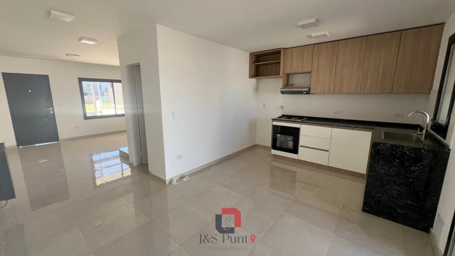 Casa en Venta al Este