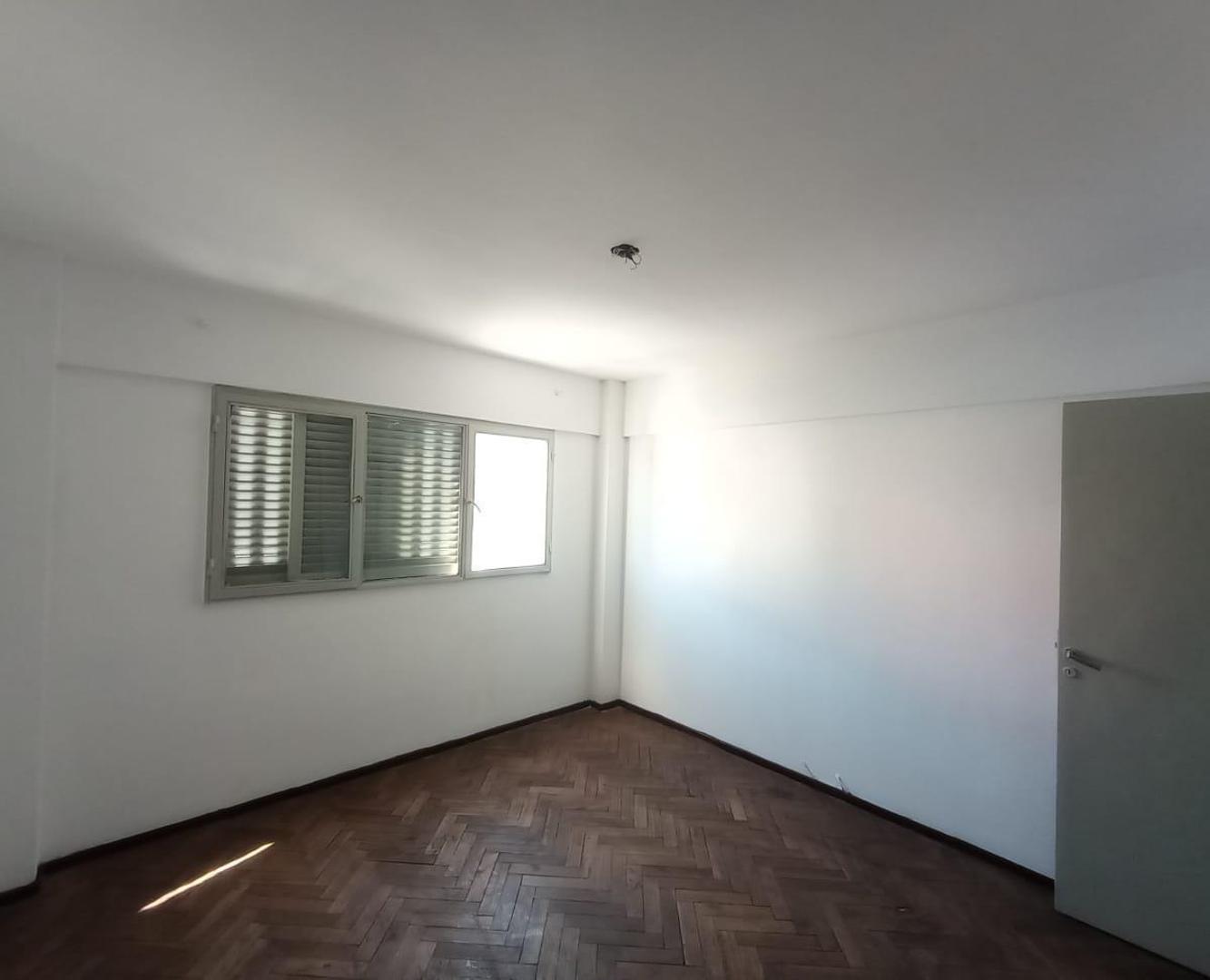 Departamento en Alquiler 47 años