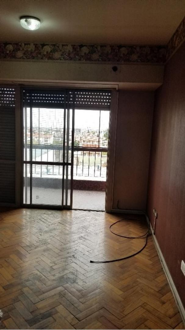 Condarco 55 , Piso 6