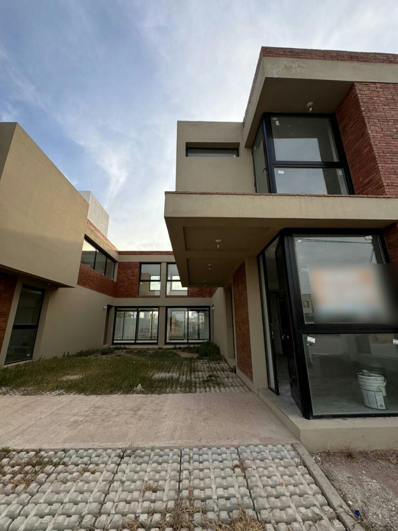 Casa en Venta al Este