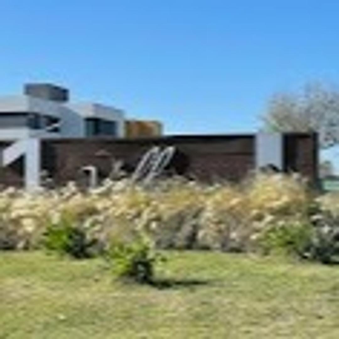 VENTA TERRENO INMEJORABLE UBICACION