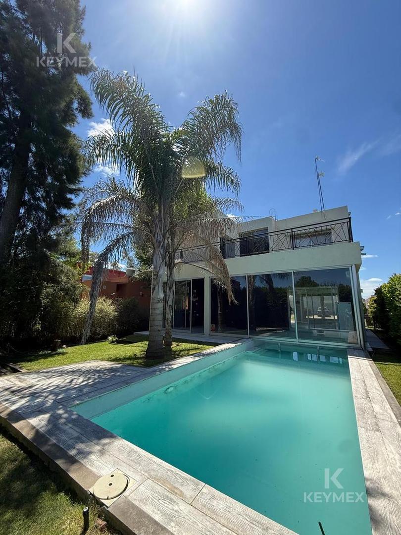 Casa en Venta en La cañada de Pilar, USD 250.000