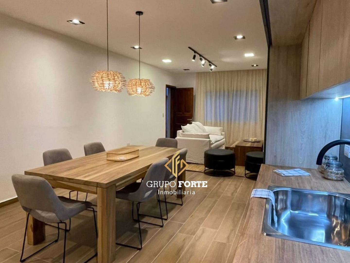 EXCELENTE UBICACIÓN  Amplio Departamento en zona céntrica