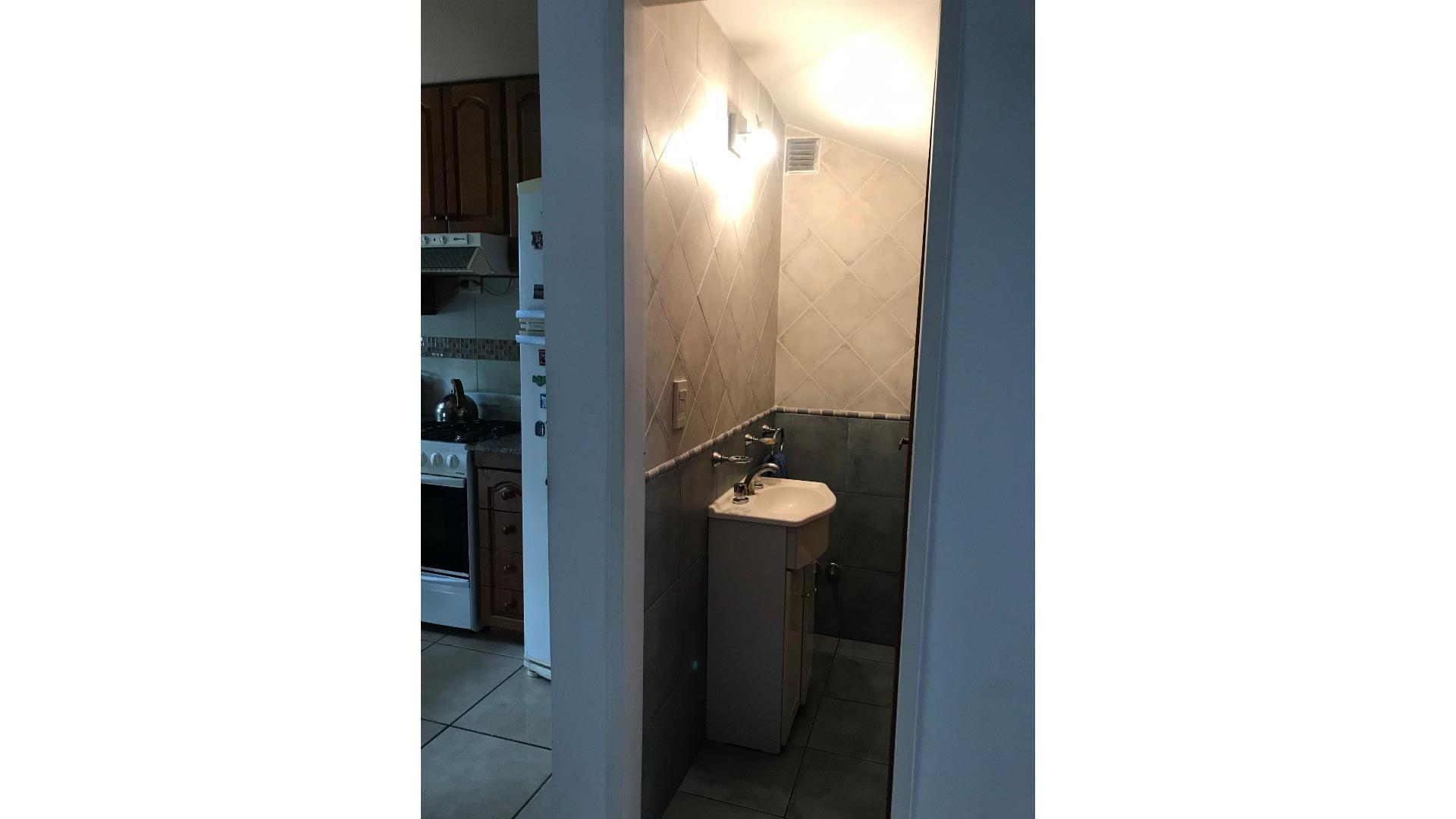 Departamento 3 ambientes con 2 baños