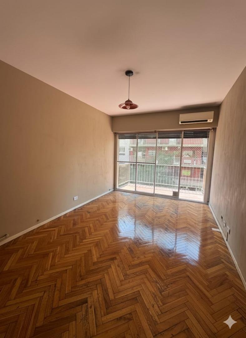 DEPARTAMENTO DE 3 AMBIENTES CON BALCON