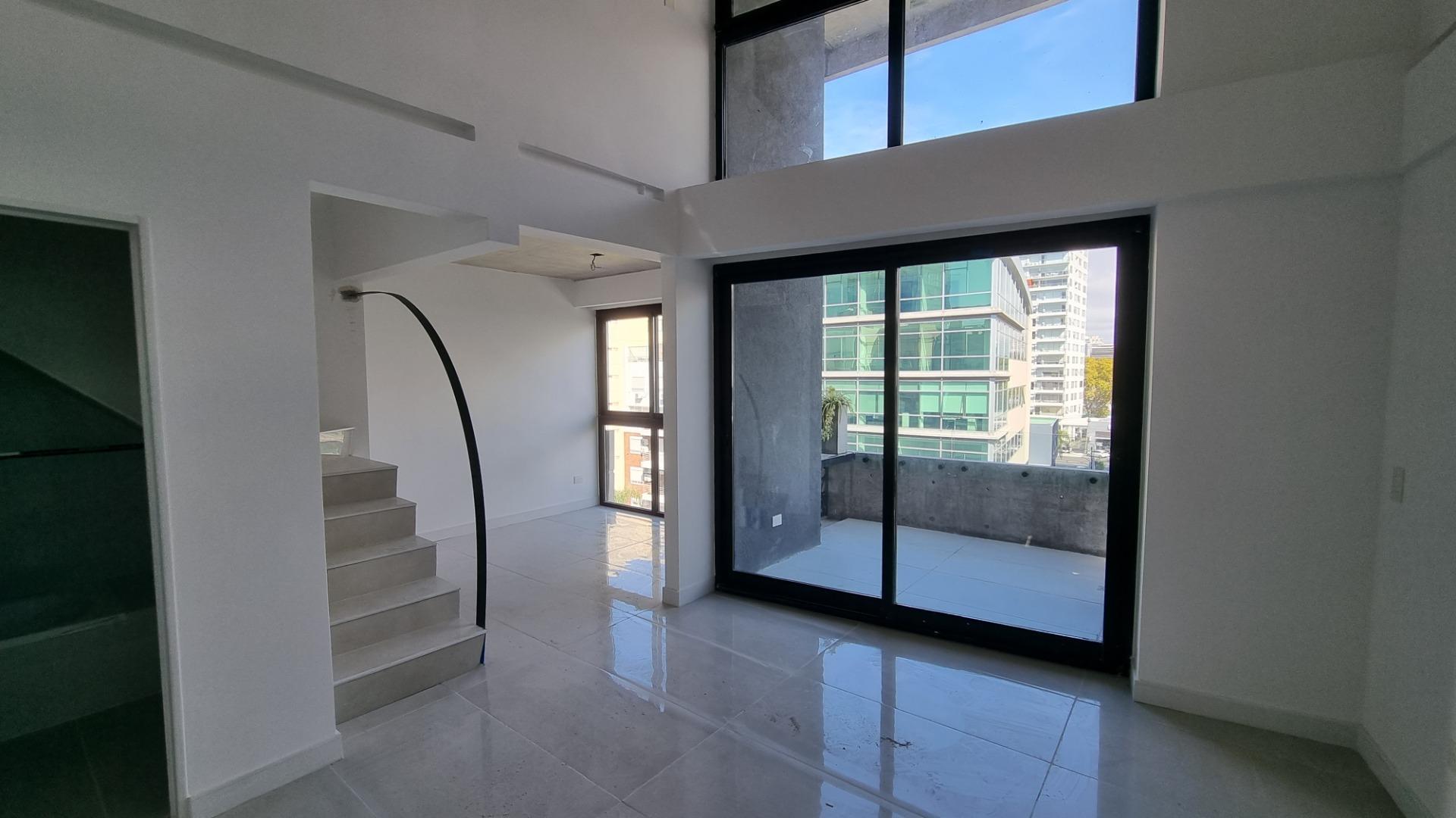 3 AMBIENTES  FRENTE COCHERA CON TZA PROPIA