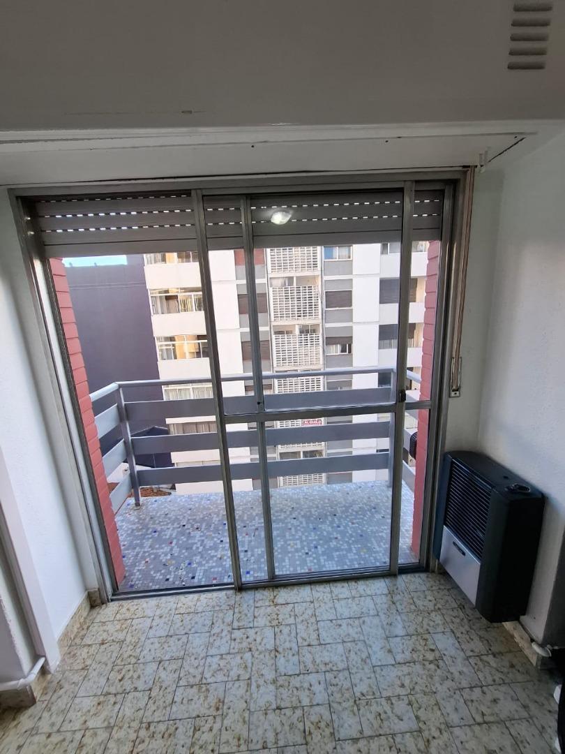 Falucho 1800 , Piso 7