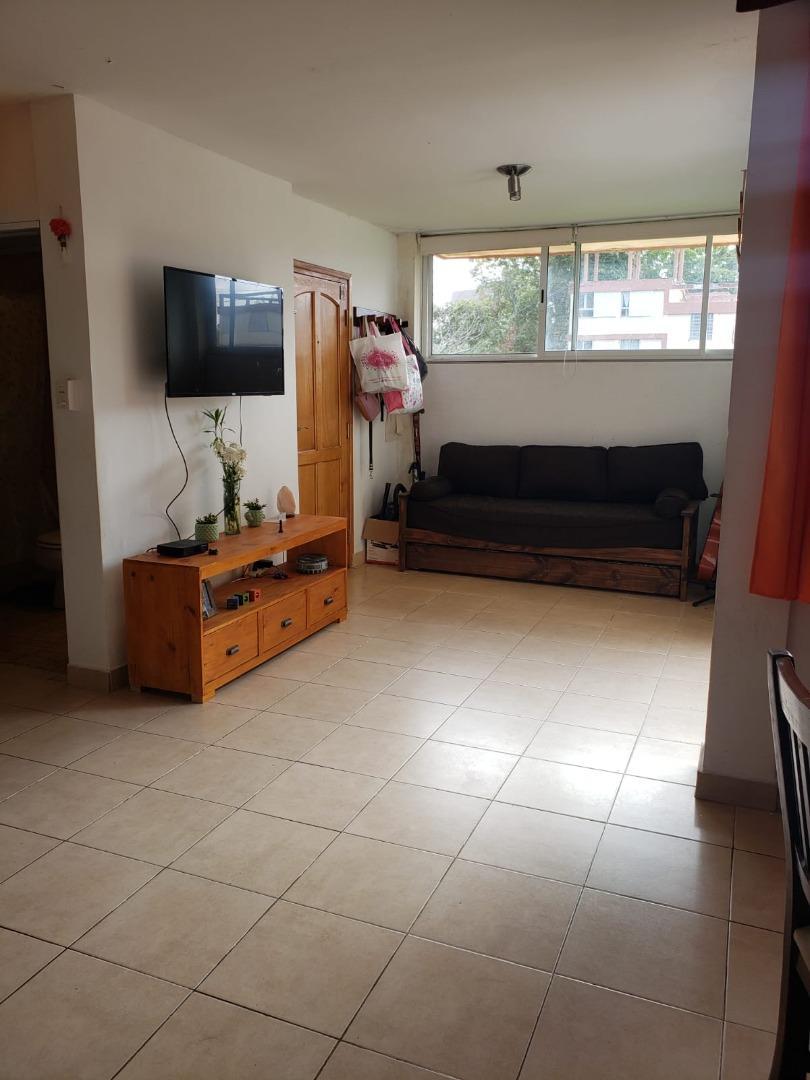 Departamento 4 ambientes con 1 baño