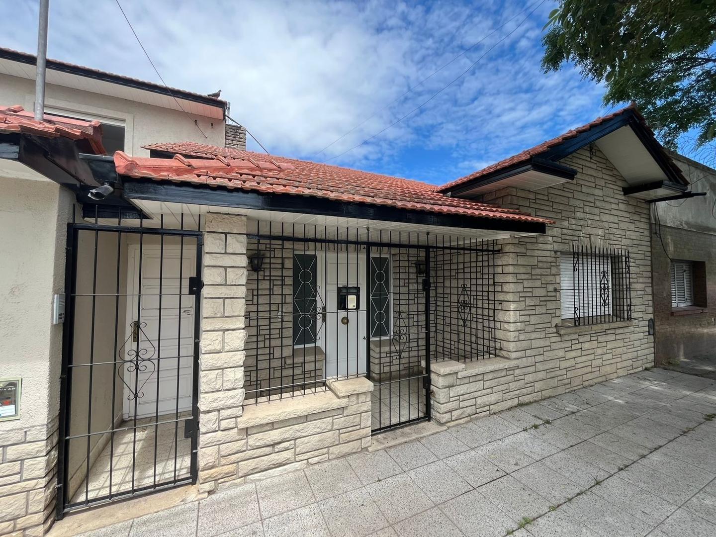 PH 3 Ambientes Súper Amplio con Entrada Independiente – Sin