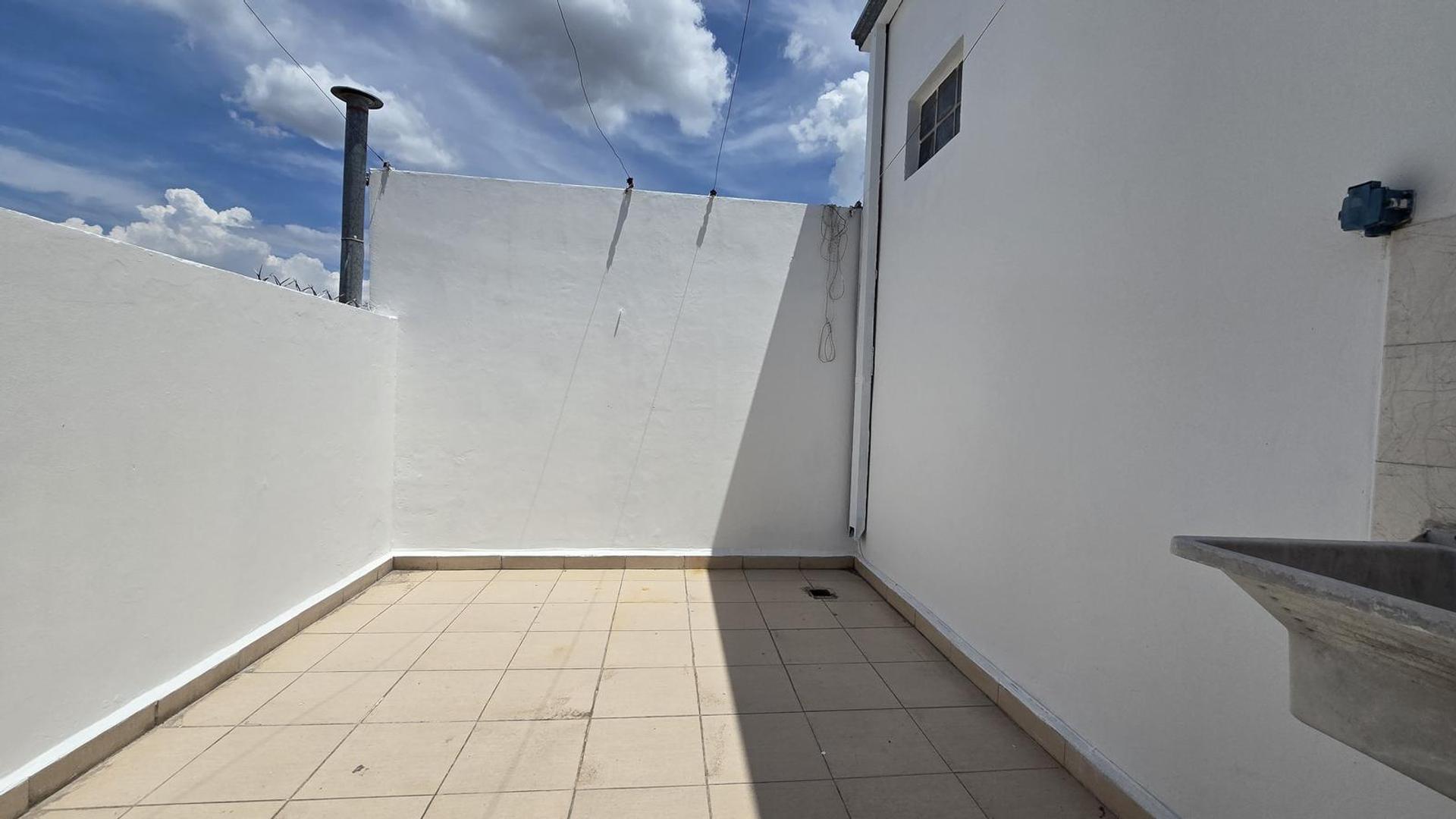 Departamento en Alquiler al Este