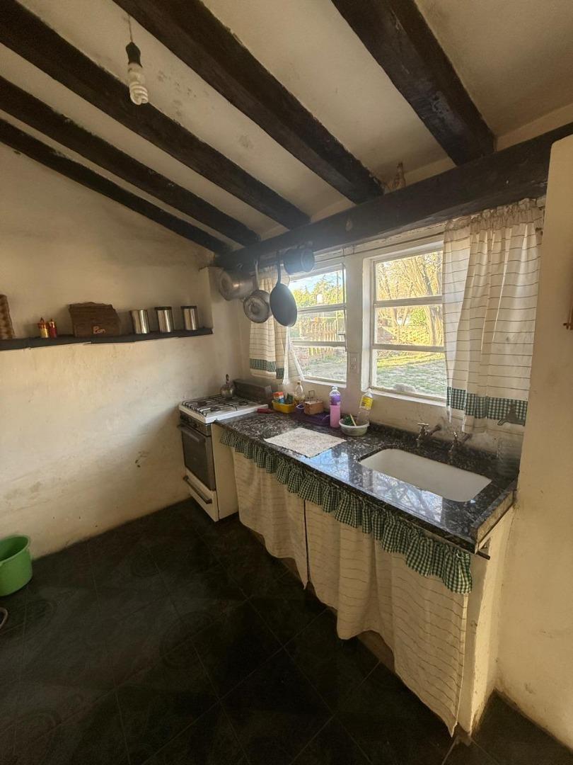 Casa 2 ambientes con 1 baño