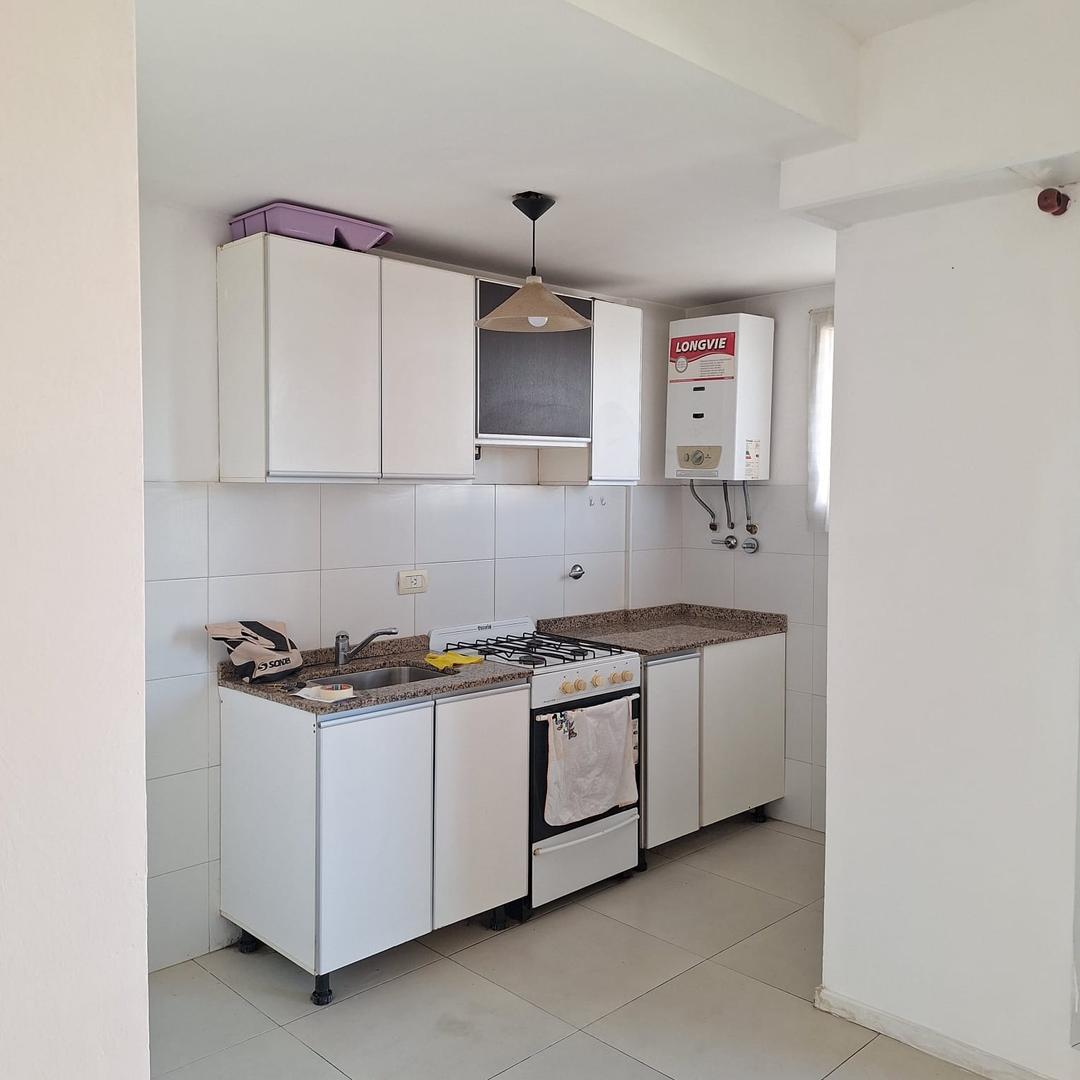 Departamento en Alquiler con 1 cocheras