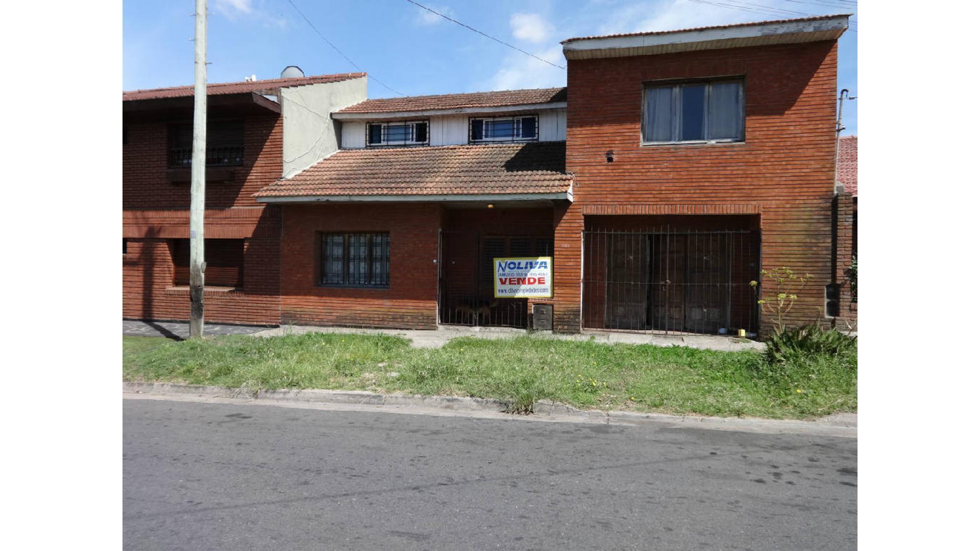 CHALET 3 AMB. + DTO. 2 AMB. - CARTEL - EL PROGRESO