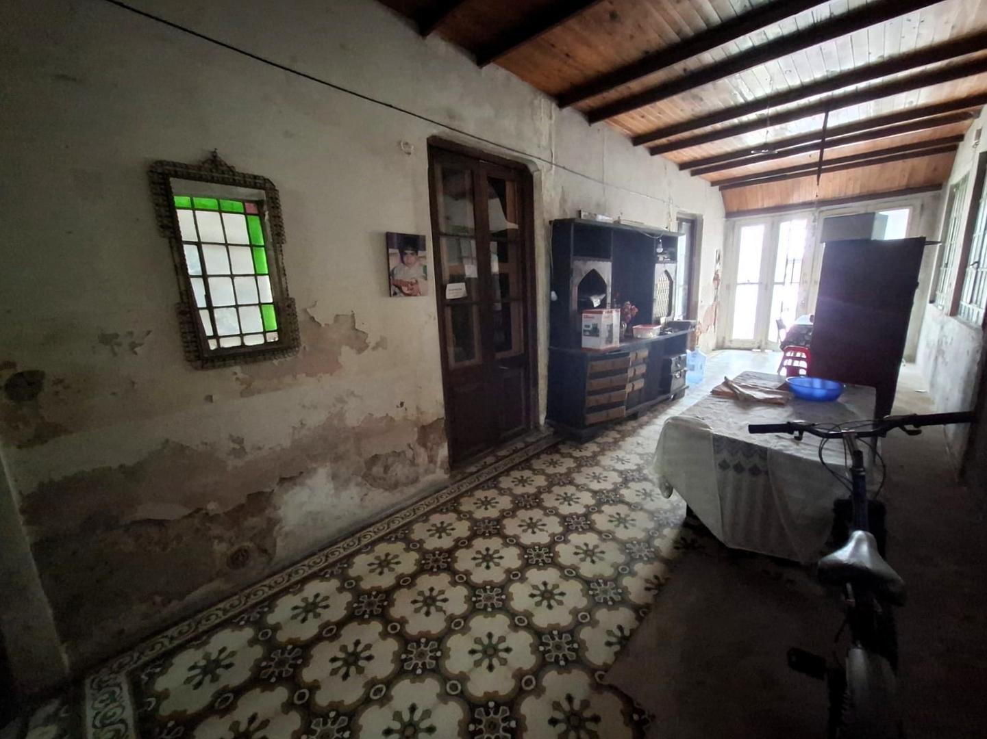   RESERVADO   CASA LOTE 8,66 X 34,97   EXCEL UBIC  