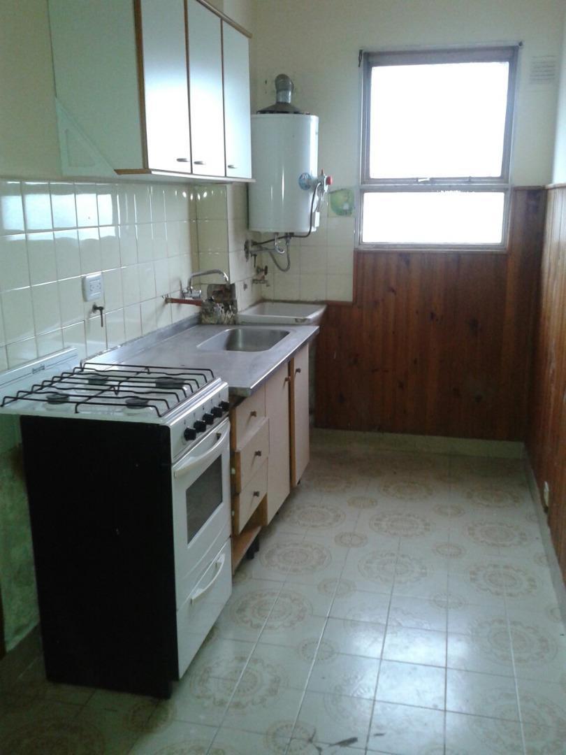 Depto alquiler 2 dormitorio zona Pza Rocha