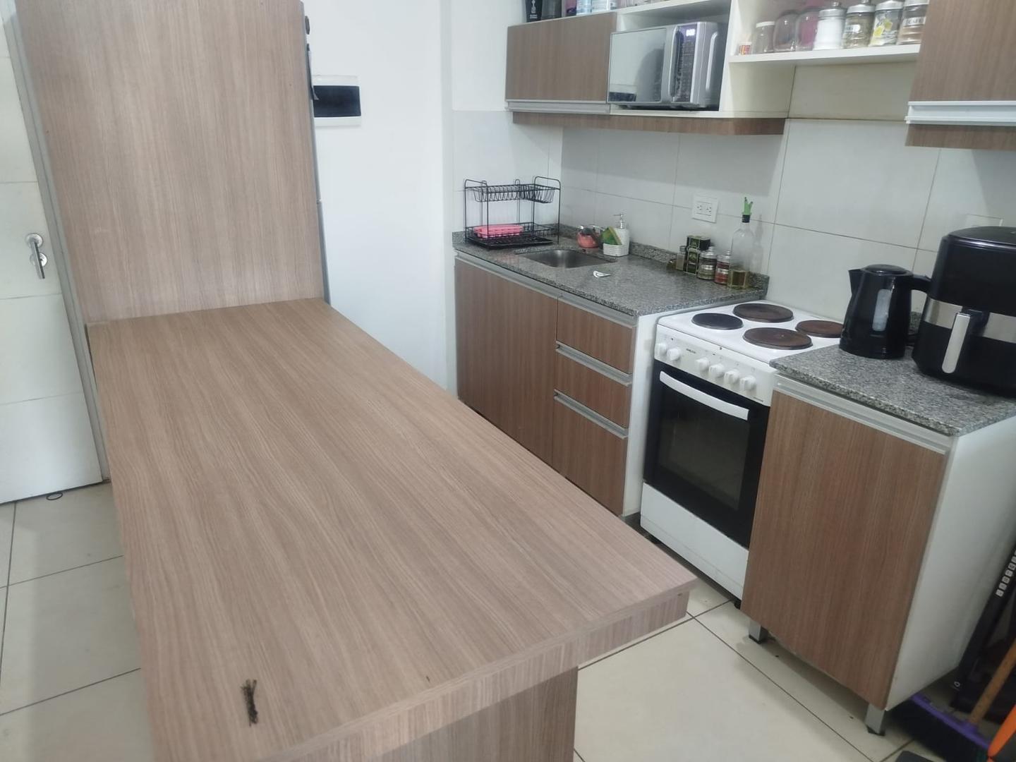 Amplio Departamento en venta ubicado al contra frente.