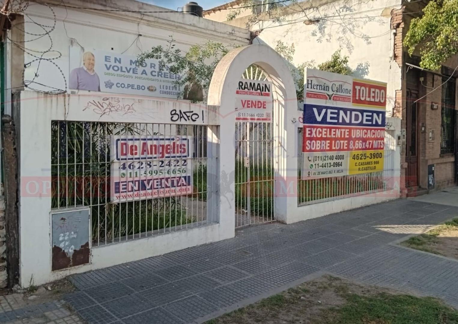 CASA A REFACCIONAR EN EL CENTRO DE MORENO