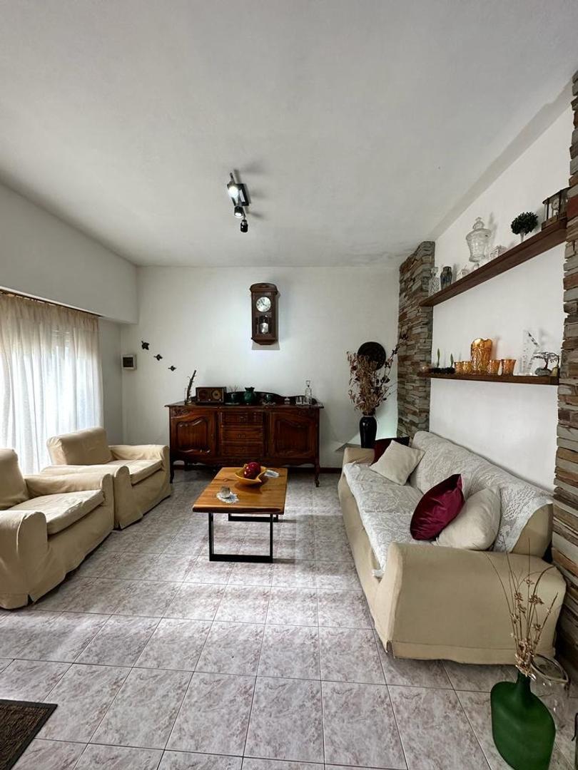 Casa en Venta de 5 dormitorios