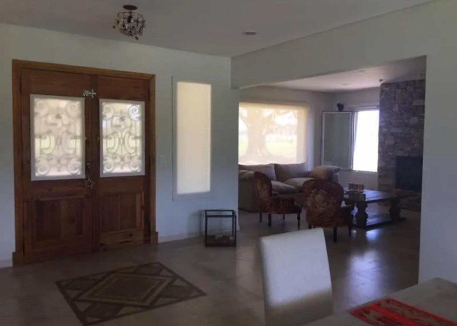 Casa en Venta 5 ambientes en Barrio cerrado Monet