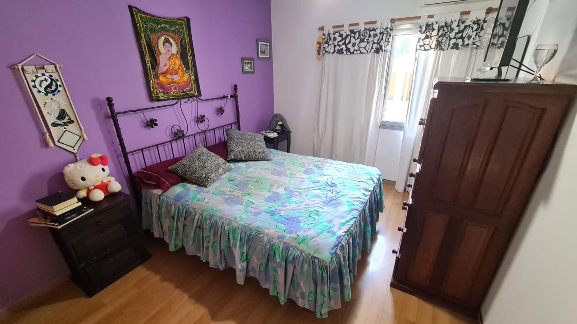 Alem 1200. Dúplex de 2 dormitorios, propiedad de pasillo