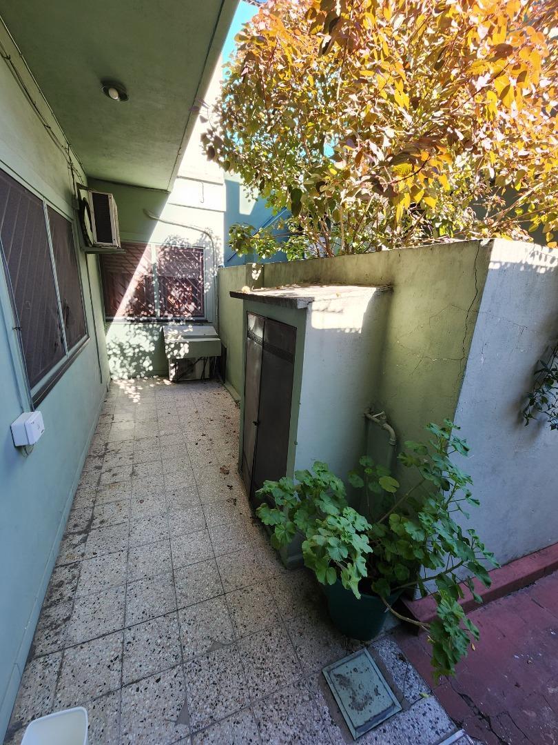 VENTA PH T/CASA Todo en P.B c/tza