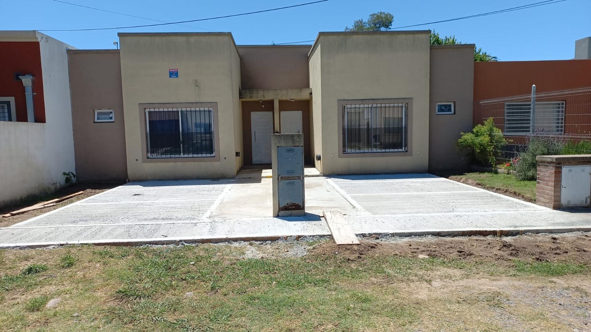 DUPLEX EN LUJAN, LUMINOSO