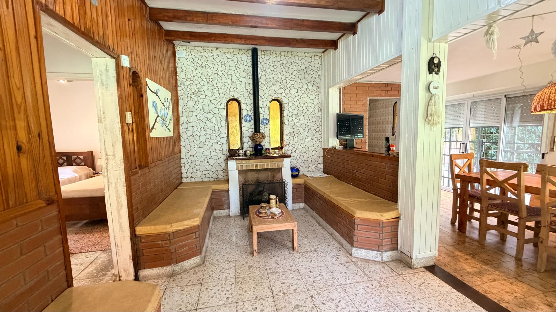 Casa en Venta con 5 cocheras
