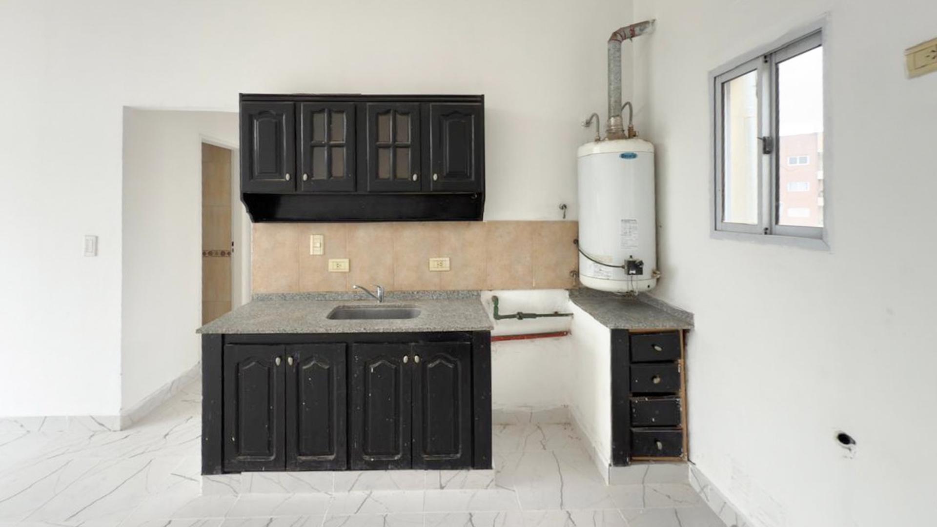 DEPARTAMENTO - 3 AMBIENTES - CON COCHERA - MERLO SUR