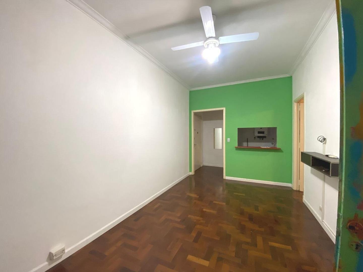 Saavedra 1100, Piso 1