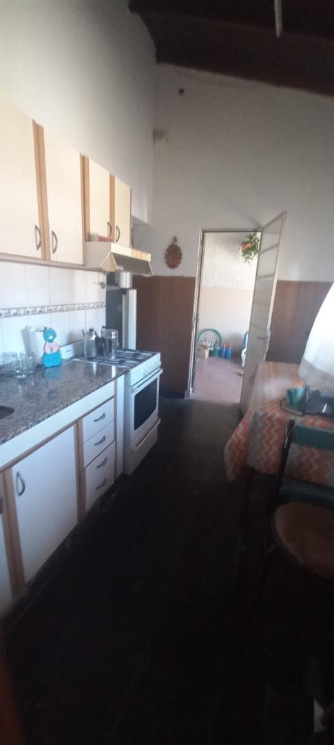 Gabriela Mistral 1200