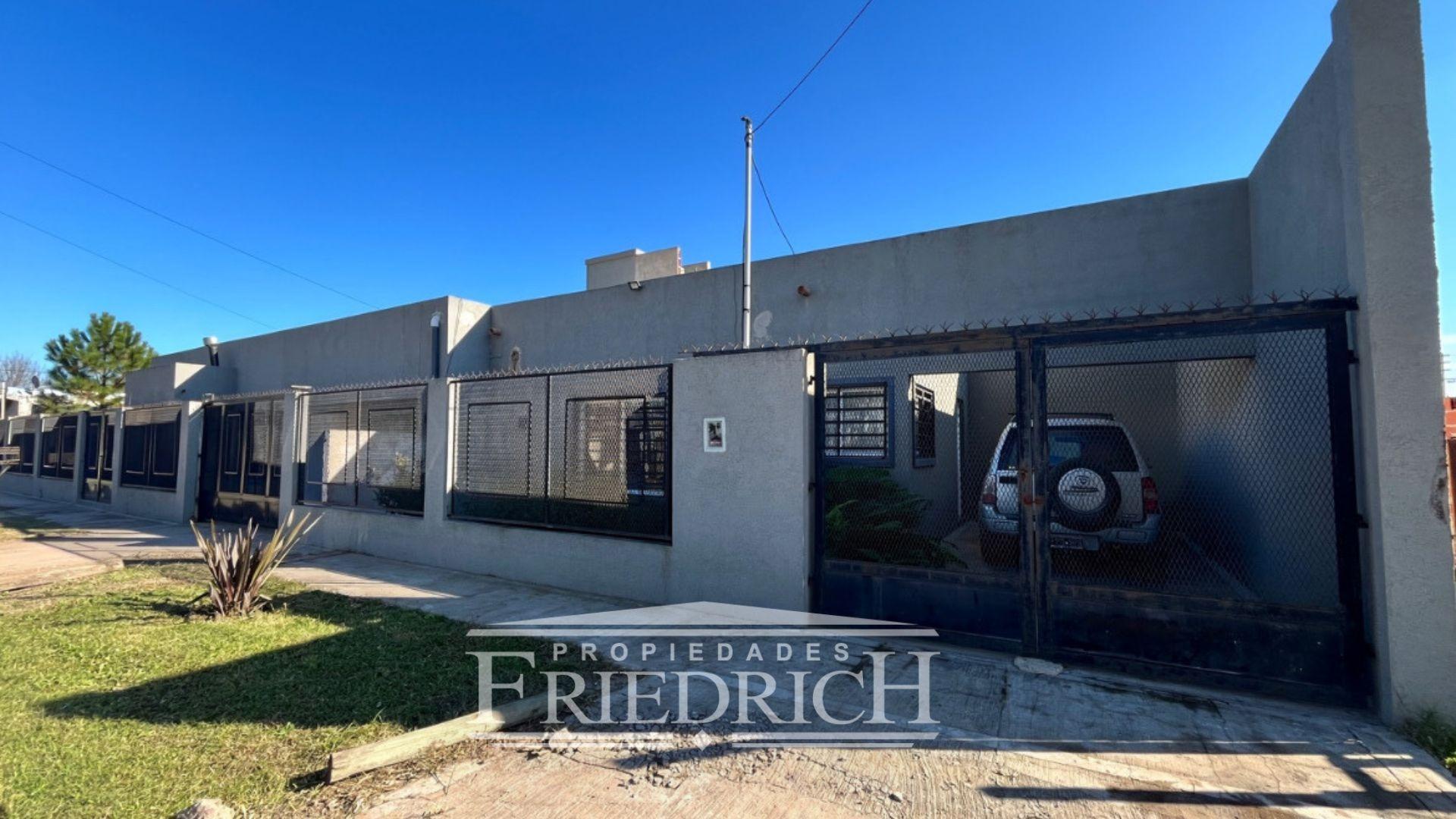 CASA EN ALQUILER - GENERAL RODRIGUEZ