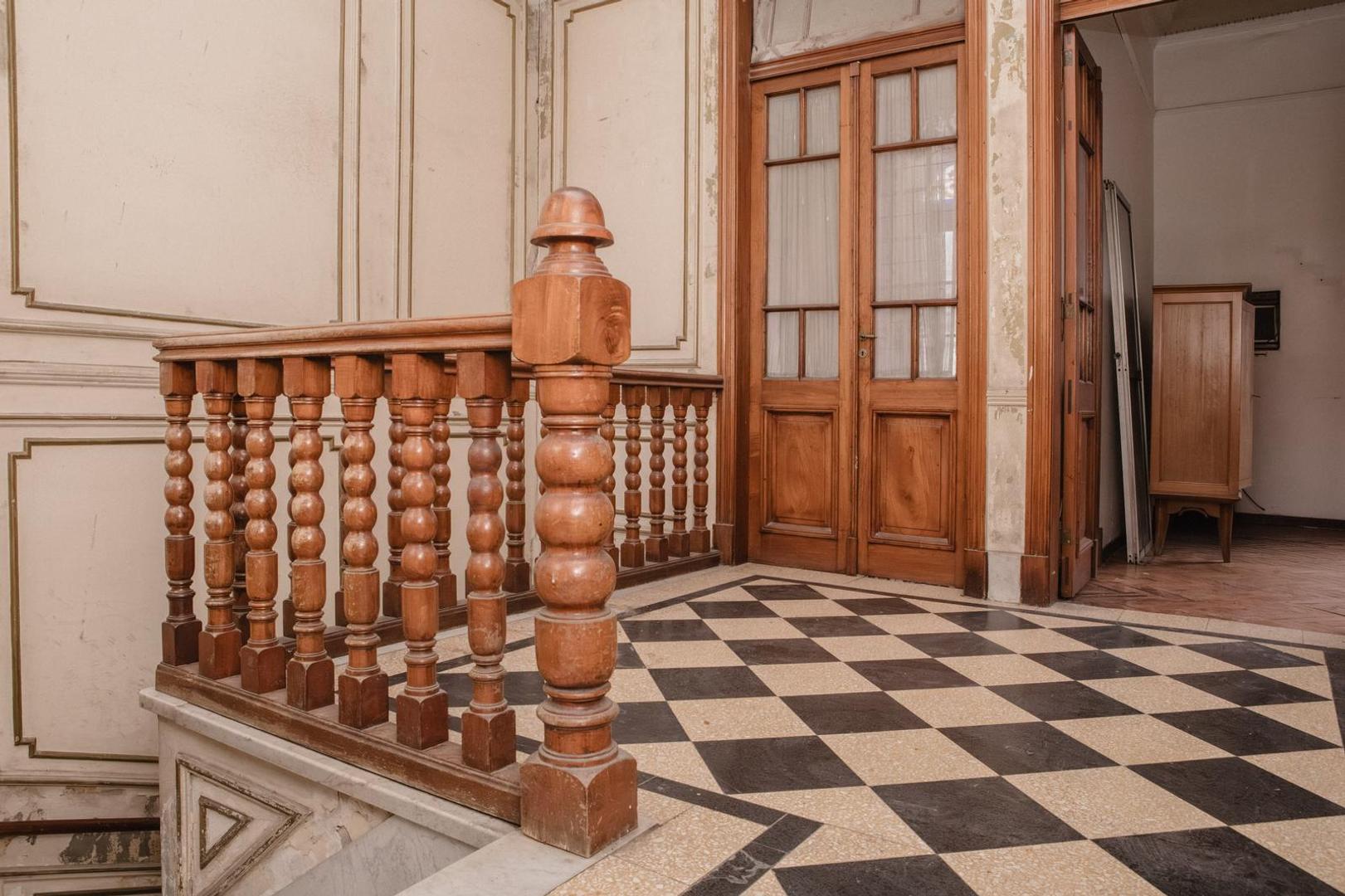 Depto Tipo Casa en Venta de 5 dormitorios