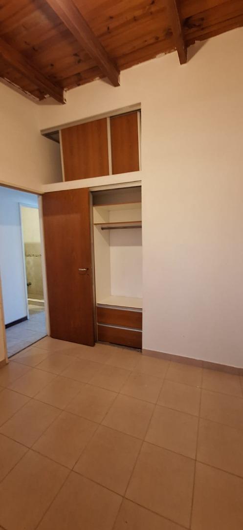 Sarmiento 1470 Casa PA 1 Dorm y comodin