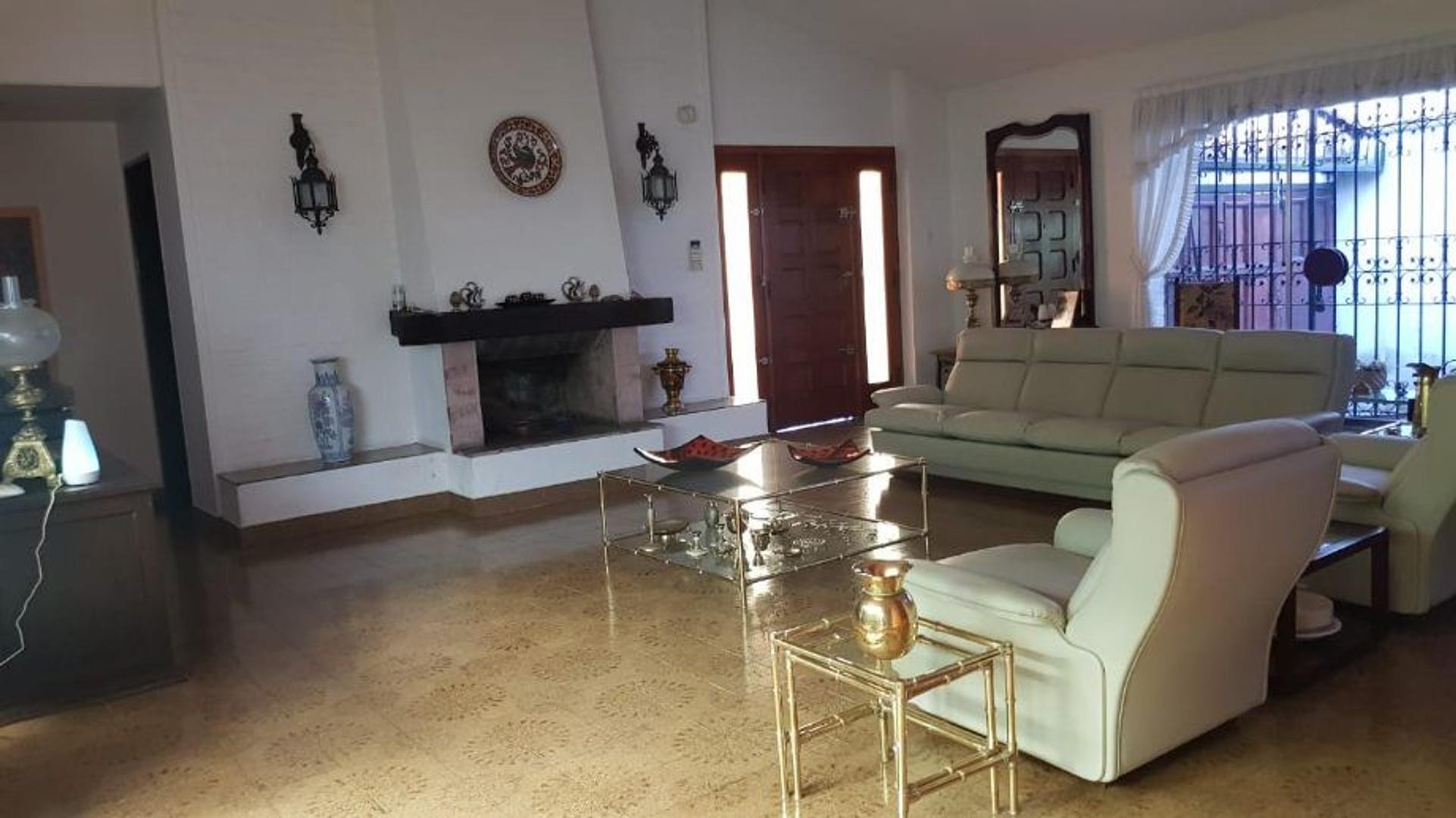 Casa en Venta de 4 dormitorios