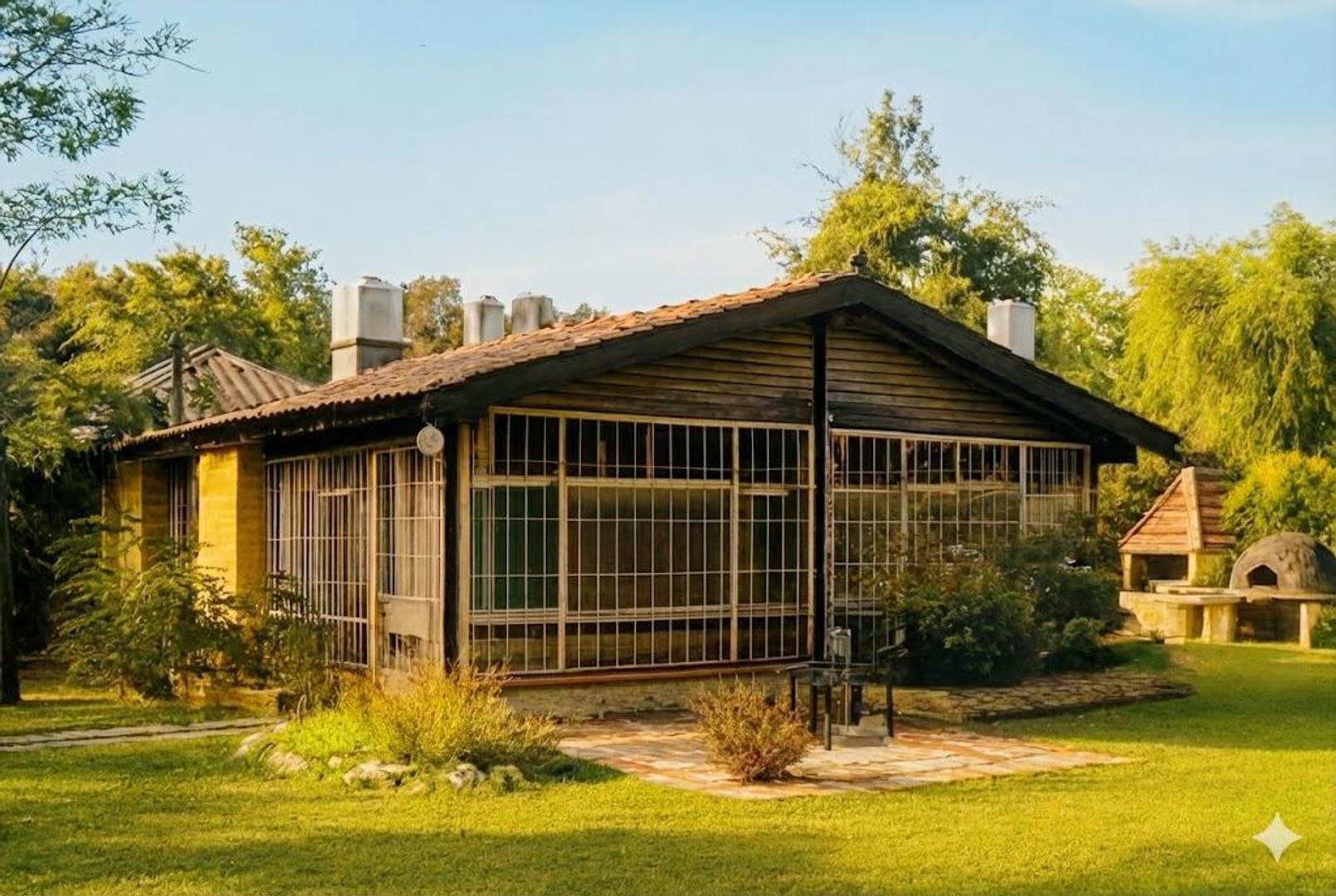 Casa 2 ambientes con 2 baños