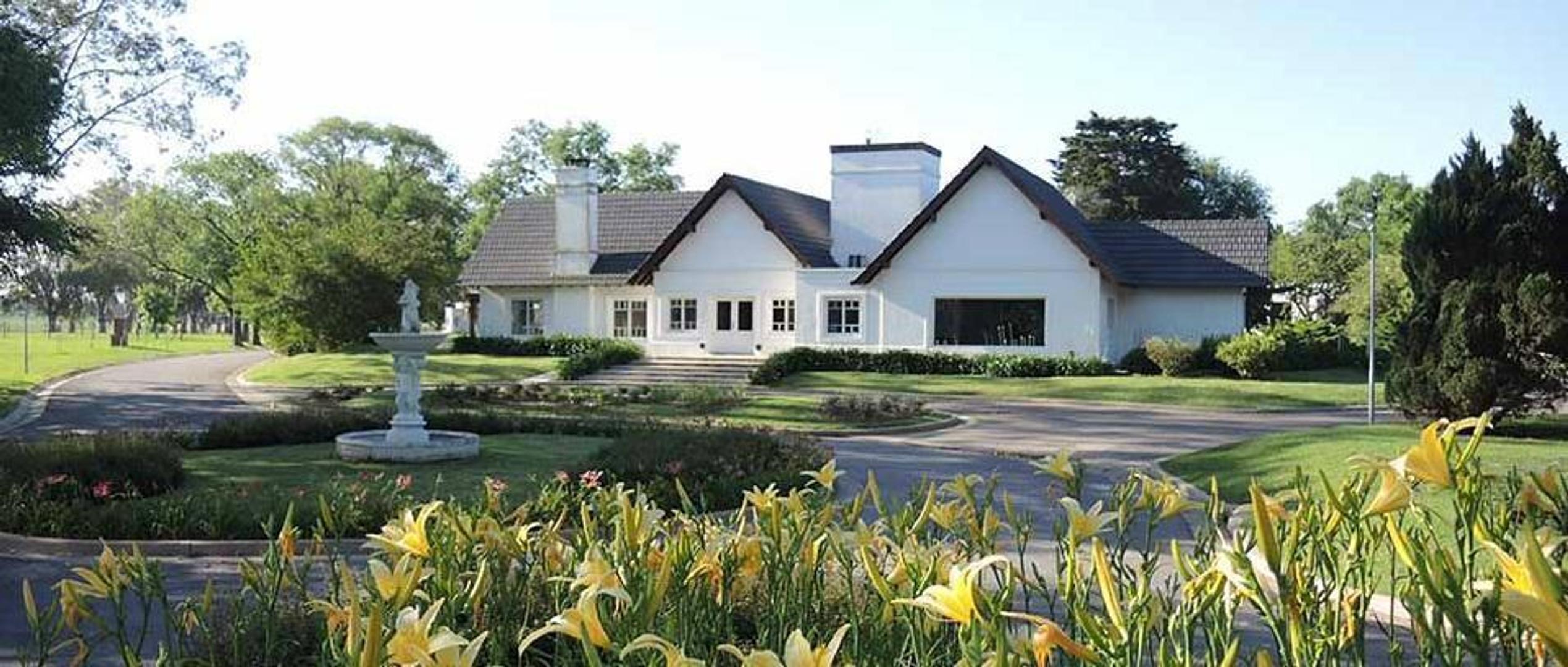 Casa en Venta en Monet Barrio Privado, USD 235.000