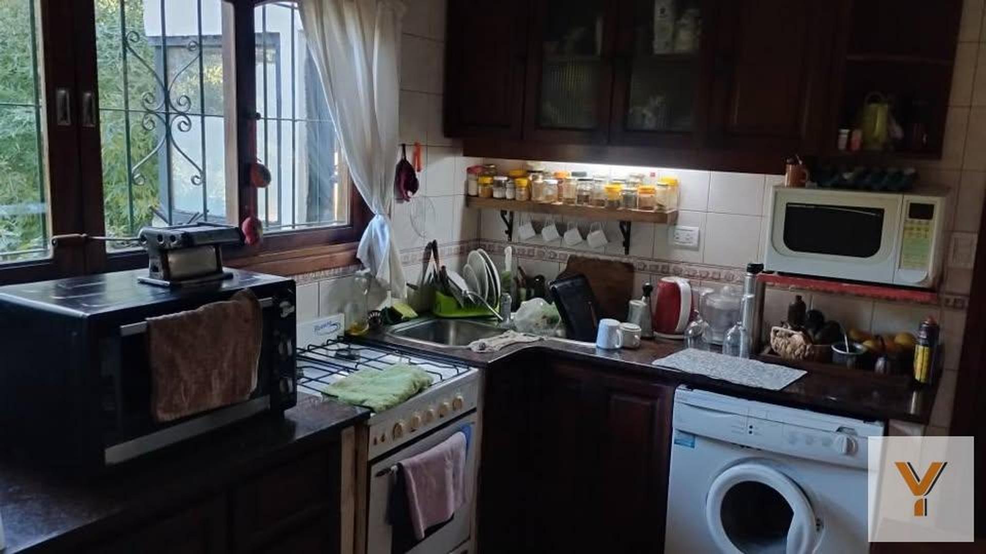 Casa en Alquiler - 3 Dormitorios 1 Baño - 450mts - Mar Del Plata