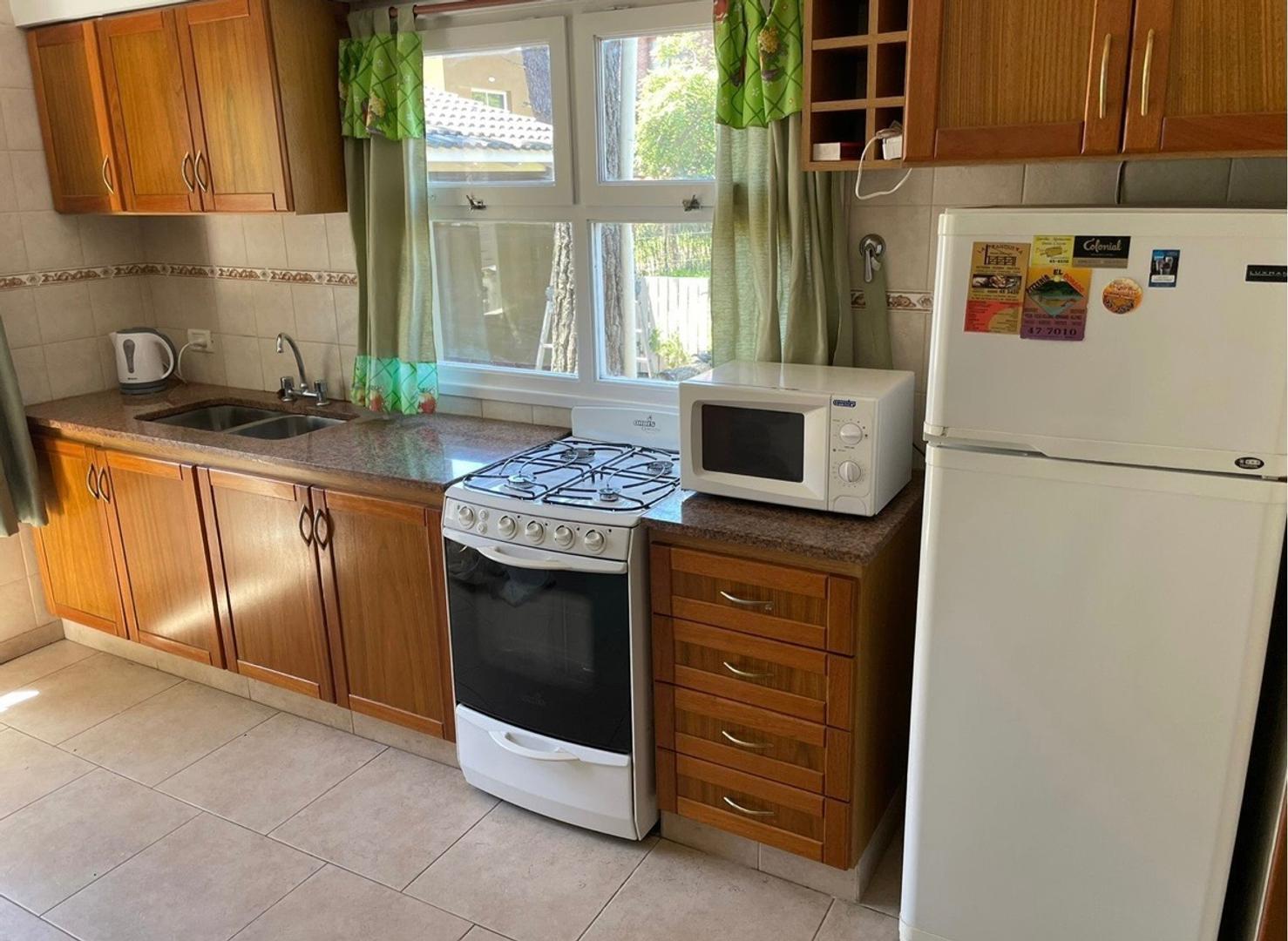 Casa 4 ambientes con 3 baños