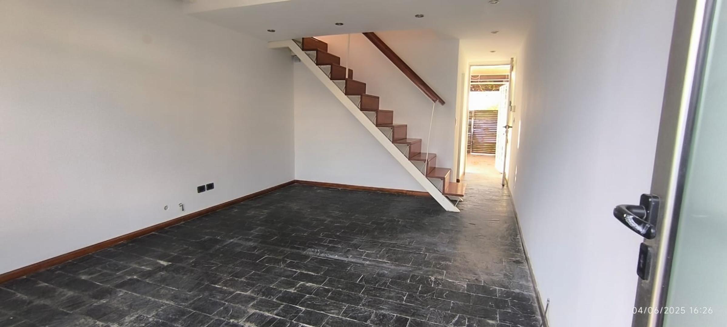 VENTA DUPLEX - LA FLORIDA