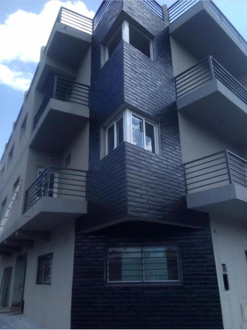 Dardo Rocha 215 , Piso 1